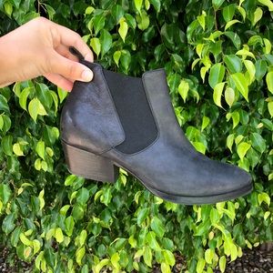 Aquatalia Falco Leather Booties